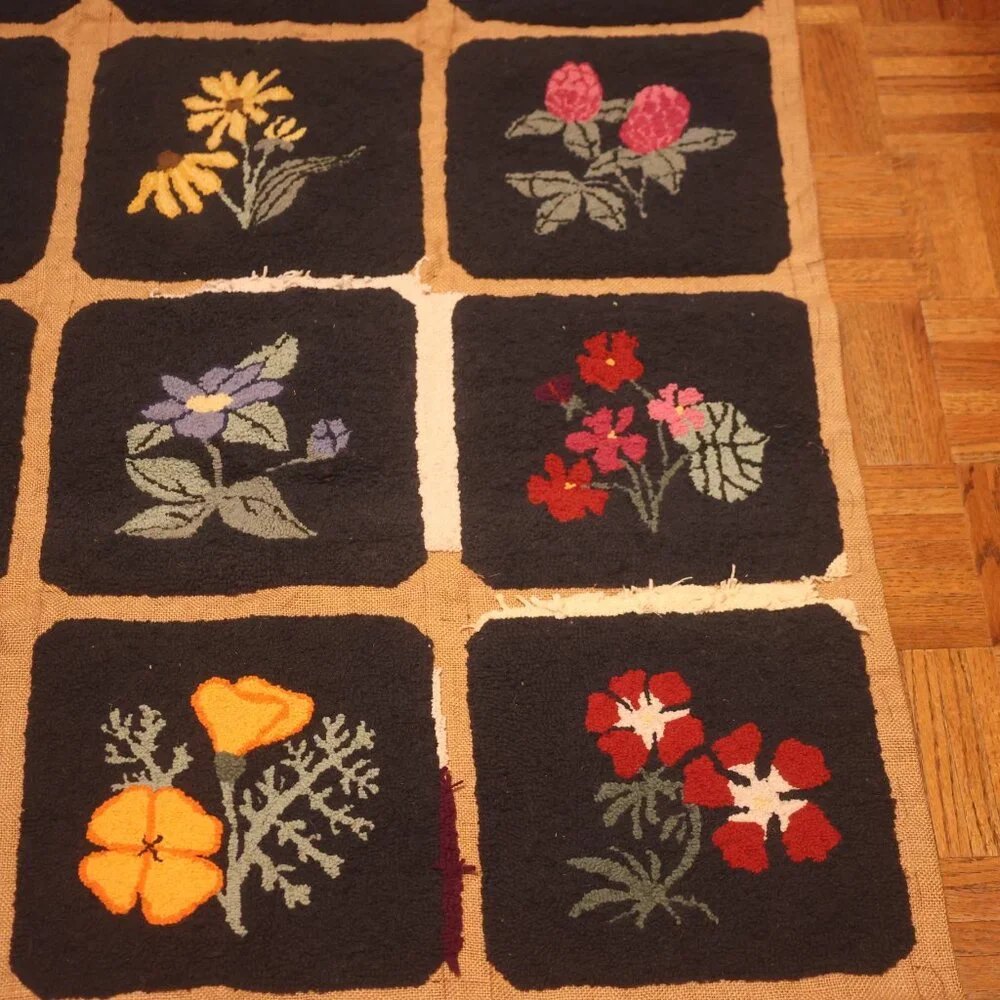 Vintage Hand-Hooked Floral Rug 56x35 Primitive Cottage Core Area Mat